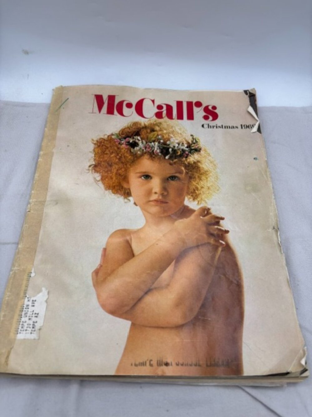 MCCALLS MAGAZINE December Christmas Holiday 1969 vintage blonde baby girl hippie